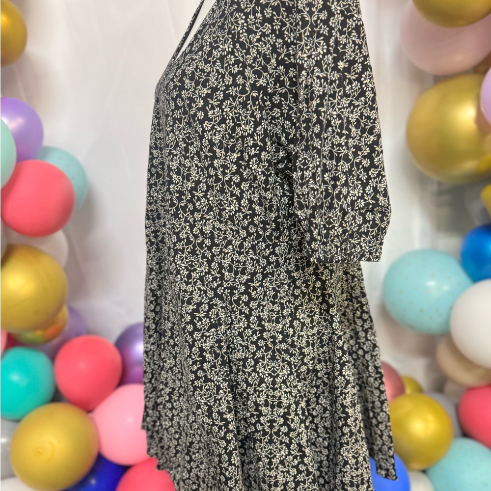 Universal Thread Black Floral V‎ Neck Dress Womens Large Short Sleeve NWT - Picture 5 of 6